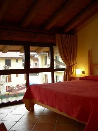 Dell'oca Bianca Otel Como