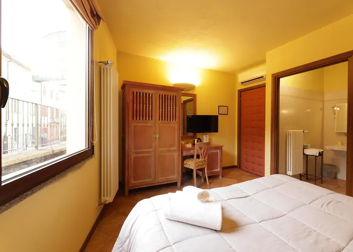Dell'oca Bianca 3*